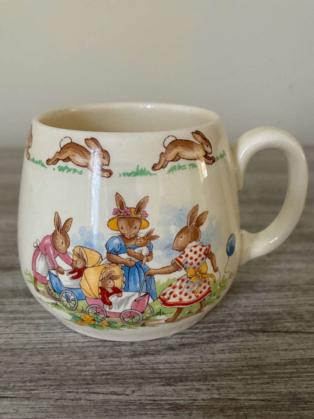 Vintage Bunnykins by Royal Doulton Albion Shape Mug Playing with Dolls